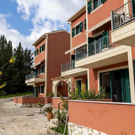 Vivi'S Apartments Agia Efimia Luaran gambar