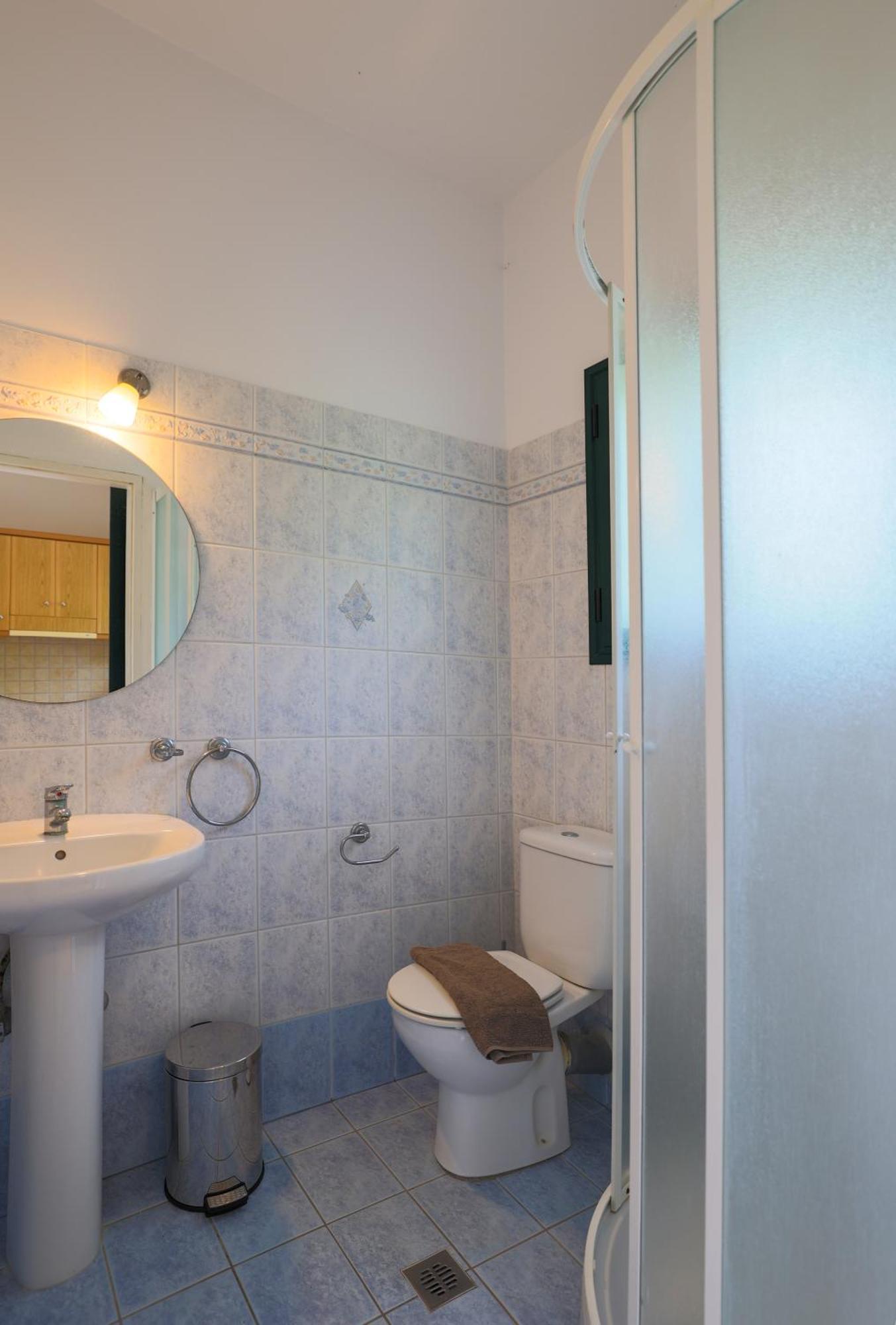 Vivi'S Apartments Agia Efimia Luaran gambar